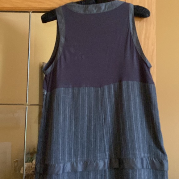 Mini dress from France - Picture 5 of 7